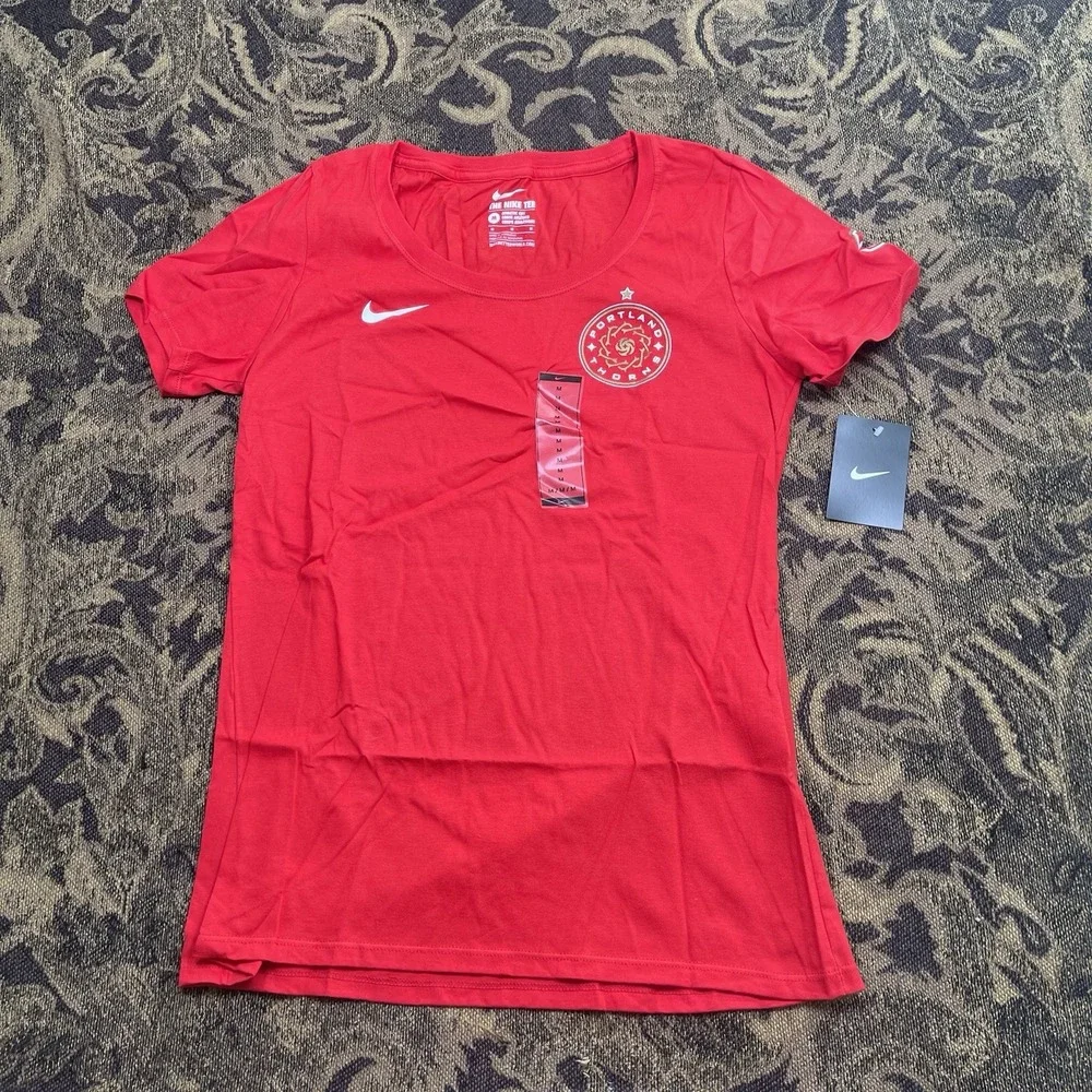 Nike Portland Thorns Women's Red Home T Shirt Size Medium New Athletic Cut